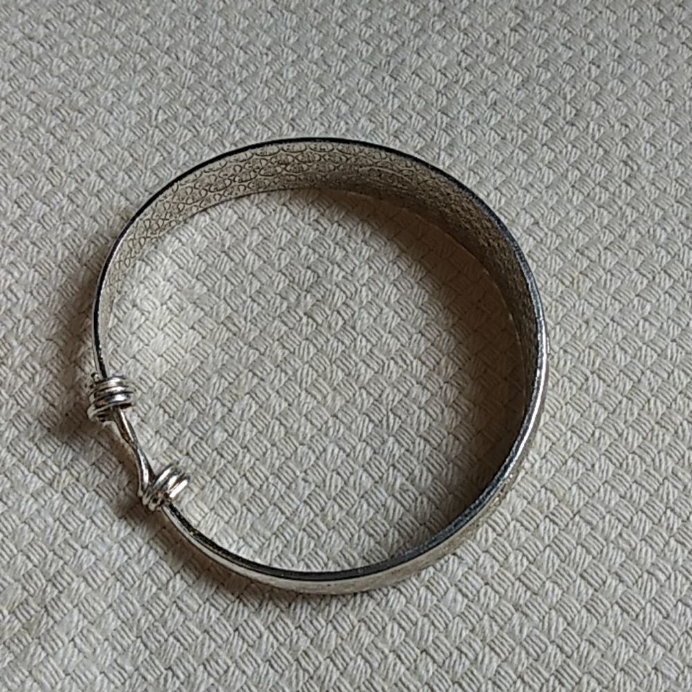Bracelet    - Picture 3 of 6
